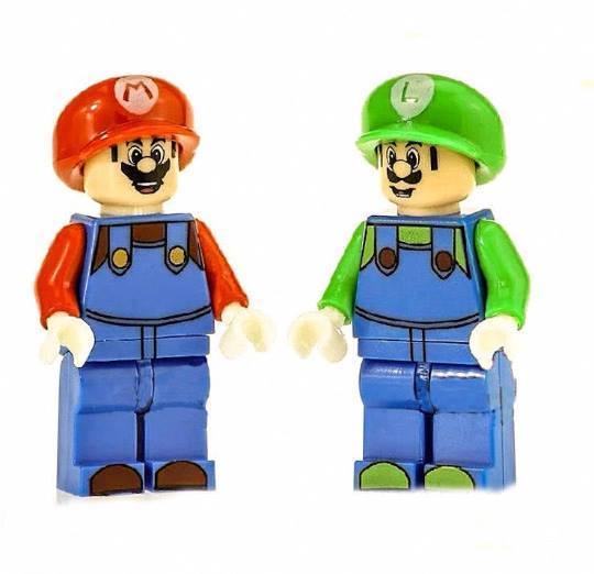Mario and Luigi Minifigure - Minifigure Bricks